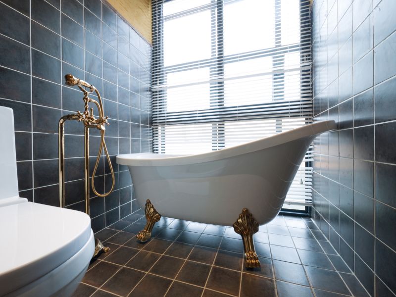 Elegant Clawfoot Tub